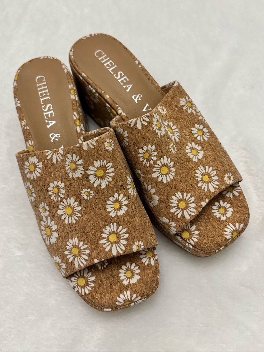 NEW Chelsea & Violet Daisy Cork Wedge Chunky Open Toe Mule Women’s Size 7 - Picture 3 of 9